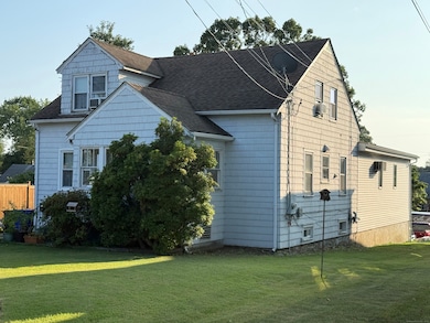 3 Devon Ave, Norwalk, CT 06850 - photo 2