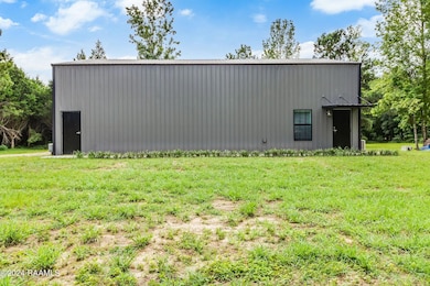 17-web-or-mls- 2397 Main Hwy-15