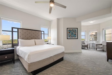 Primary Suite w/Additional Sitting Area