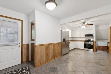 4507 E Wonder Lake Rd, Wonder Lake, IL 60097 - photo 5