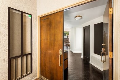 930 N Wetherly Dr unit 201, West Hollywood, CA 90069 - photo 2