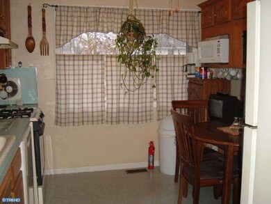 332 Farmdale Rd, Moorestown, NJ 08057 - photo 5