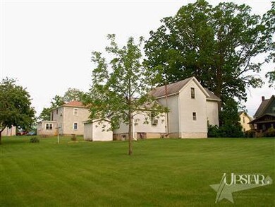 914 W Quincy St, Garrett, IN 46738 - photo 5