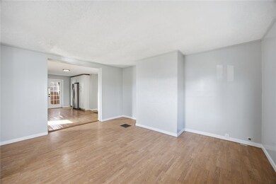 212 Comrie Ave, Braddock, PA 15104 - photo 6