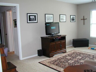 1400 Pettit Dr, Tyler, TX 75701 - photo 6