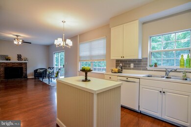 13222 Sapphire Ridge Place, Bristow, VA 20136 - photo 6