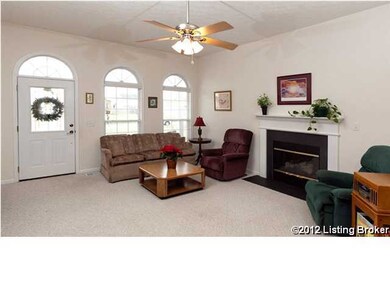 350 Helmwood Cir, Mount Washington, KY 40047 - photo 4