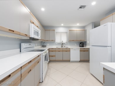 88 Cypress View Dr unit F-88, Naples, FL 34113 - photo 6