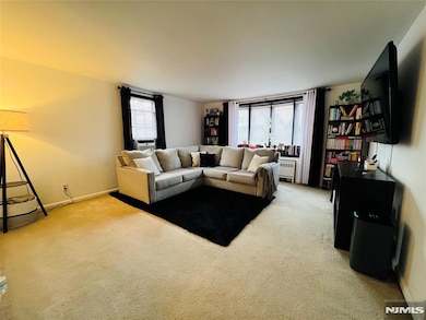 326 4th St unit 1, Saddle Brook, NJ 07663 - photo 3