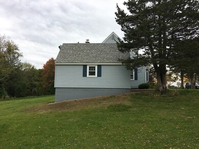 45 Elm St N, Barre, MA 01005 - photo 7