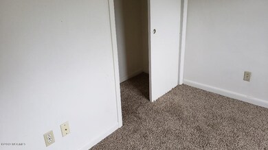 327 Richlands Ave unit 5, Jacksonville, NC 28540 - photo 5