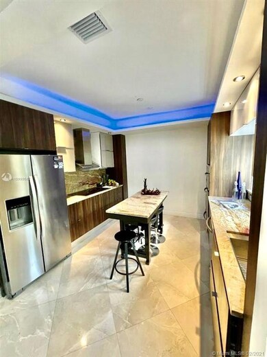 10882 NW 73rd Terrace, Doral, FL 33178 - photo 4