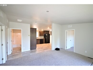 1720 Garrison St, the Dalles, OR 97058 - photo 5