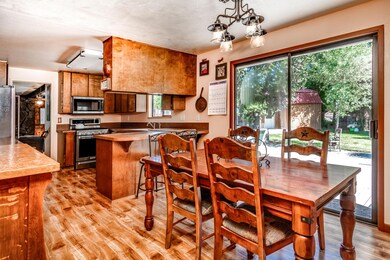 21093 SE Azalia Ave, Bend-25