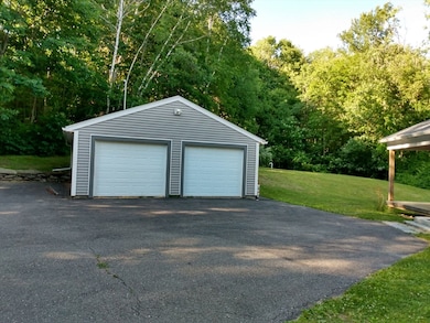 507 S Royalston Rd, Athol, MA 01331 - photo 2
