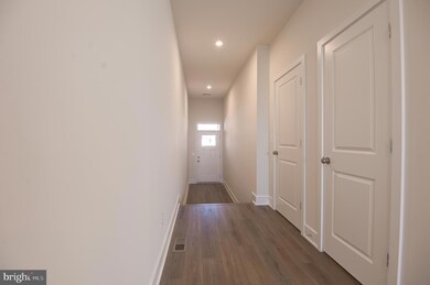 149 Leather Flower Dr, Lake Frederick, VA 22630 - photo 5