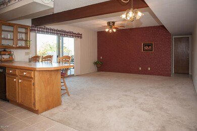 8941 E. Baker - Breakfast bar