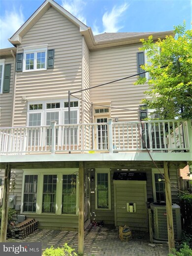 127 Swanton Ln, Gaithersburg, MD 20878 - photo 3