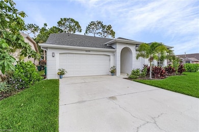 6626 Cutty Sark Ln, Naples, FL 34104 - photo 3