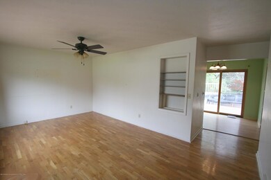 1010 W Thomas L Parkway (5)
