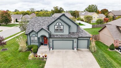 1501 Drury Cir, Raymore, MO 64083 - photo 3