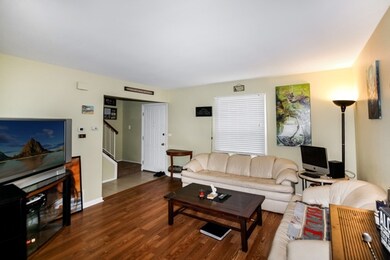 222 Nantucket Harbor unit 222, Schaumburg, IL 60193 - photo 2