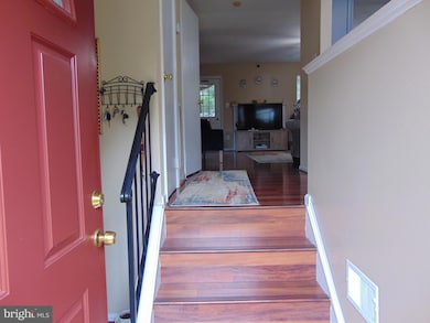 2013 Winslow Ct, Woodbridge, VA 22191 - photo 6