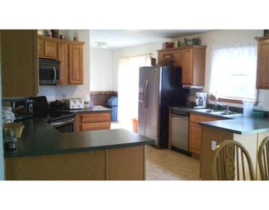 66 S Spencer Rd, Spencer, MA 01562 - photo 3