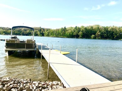 C2A83AB7-95AF-4264-BE76-E15088F70386