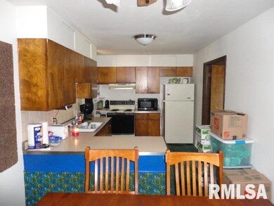 1219 Meadow, Bettendorf, IA 52722 - photo 3