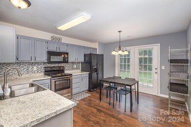 680 Continental Dr, Concord, NC 28025 - photo 5