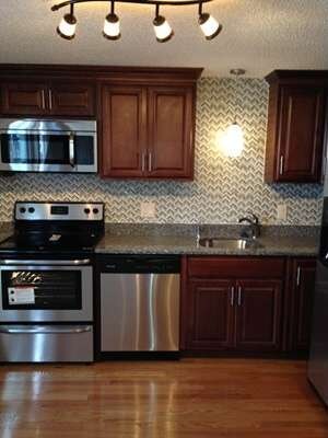 14 Eden St, Chelsea, MA 02150 - photo 2