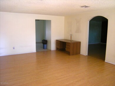 6360 W Cypress St, Phoenix, AZ 85035 - photo 4