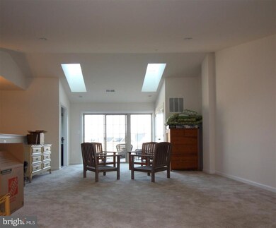 42639 Lancaster Ridge Terrace, Chantilly, VA 20152 - photo 7