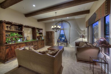 005_Formal Living