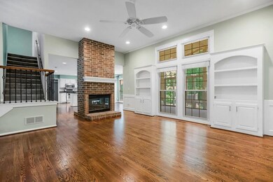 8021 Hall St, Lenexa, KS 66219 - photo 7