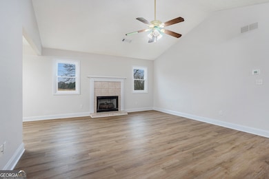 917 Justin Dr unit 3, Winder, GA 30680 - photo 5