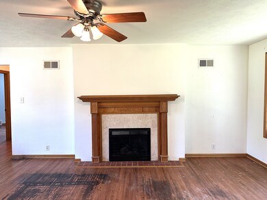 1206 Maple St, Shenandoah, IA 51601 - photo 5