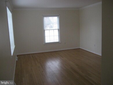 209 Dover Rd, Warrenton, VA 20186 - photo 4