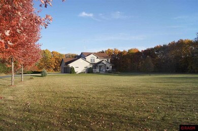 26980 187th Ave, New Ulm, MN 56073 - photo 5