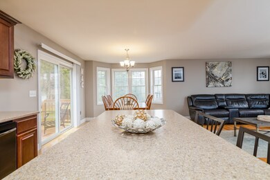 43 Fieldstone Dr, Goffstown, NH 03045 - photo 7