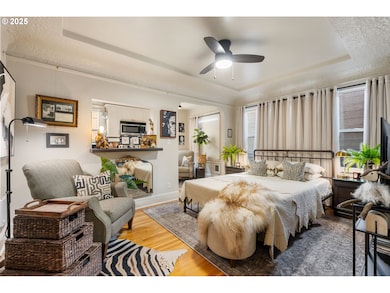 2076 NW Johnson St unit 203, Portland, OR 97209 - photo 7