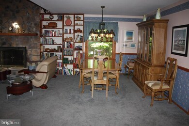 557 Friendship Dr, Honey Brook, PA 19344 - photo 7