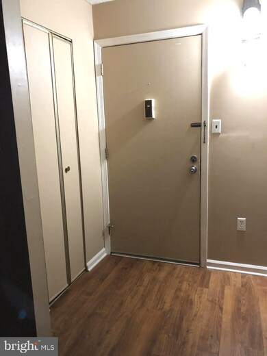 126 Woodstream Dr unit 126, Norristown, PA 19403 - photo 2