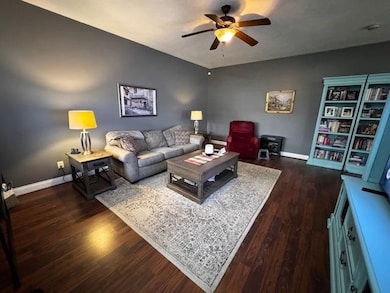 502 N 1st St, Centerville, IN 47330 - photo 3