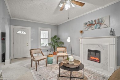 Electric fireplace