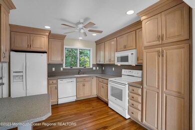 29 Jacob St, Old Bridge, NJ 08857 - photo 4