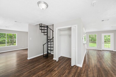 29611 E Hawthorne Dr, Spring, TX 77386 - photo 5