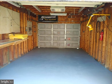 1007 Foxwood Ln, Essex, MD 21221 - photo 2