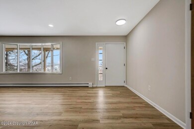 365 S Easton Belmont Pike, Saylorsburg, PA 18353 - photo 5